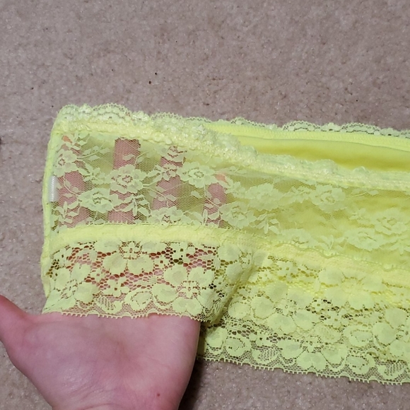 Bright yellow Bandeau! - Picture 3 of 5